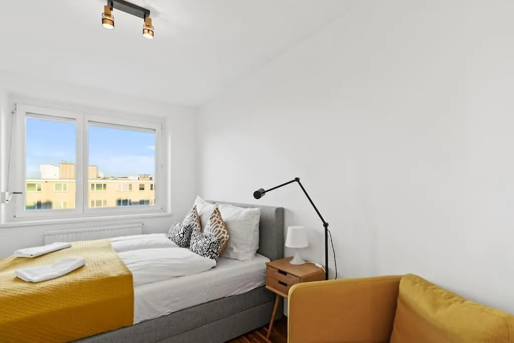 Long Term Stay I 70M2 I Next To U6 Dresdnerstrasse Wien 0*,  Österrike